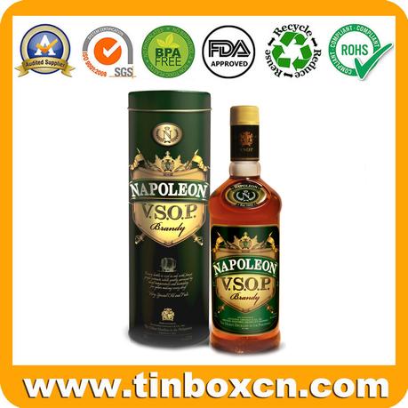 目を引くカスタマイズされたアートワークを持つNAPOLEON V.S.O.Pラウンドウォッカティン